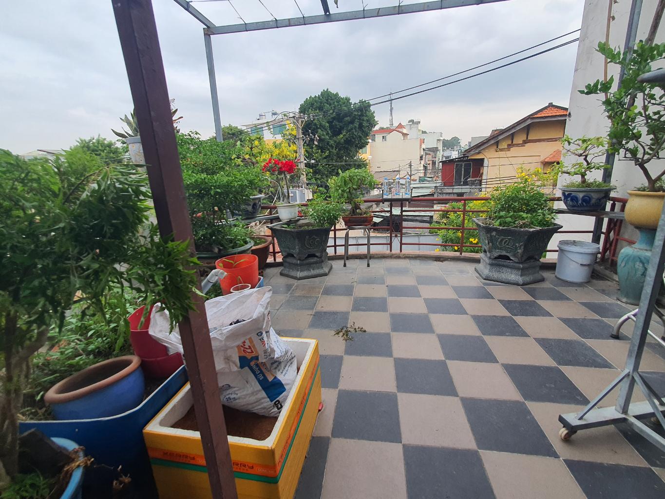 BÁN NHÀ MẶT TIỀN KINH DOANH ĐƯỜNG SỐ 8. LING TRUNG. TP THỦ ĐỨC